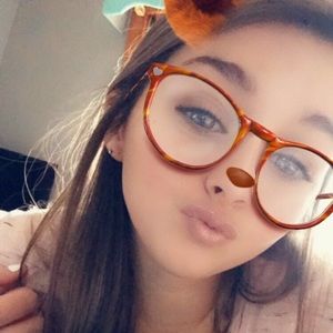 Meet your Posher, Cali